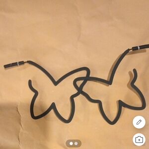 🐰5/$20 Black Butterfly Wire Earrings 🖤